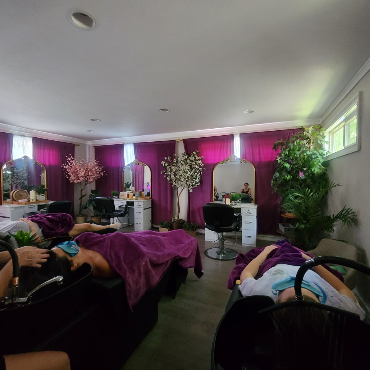 Fountain of Youth Salon & Spa nail photo 5