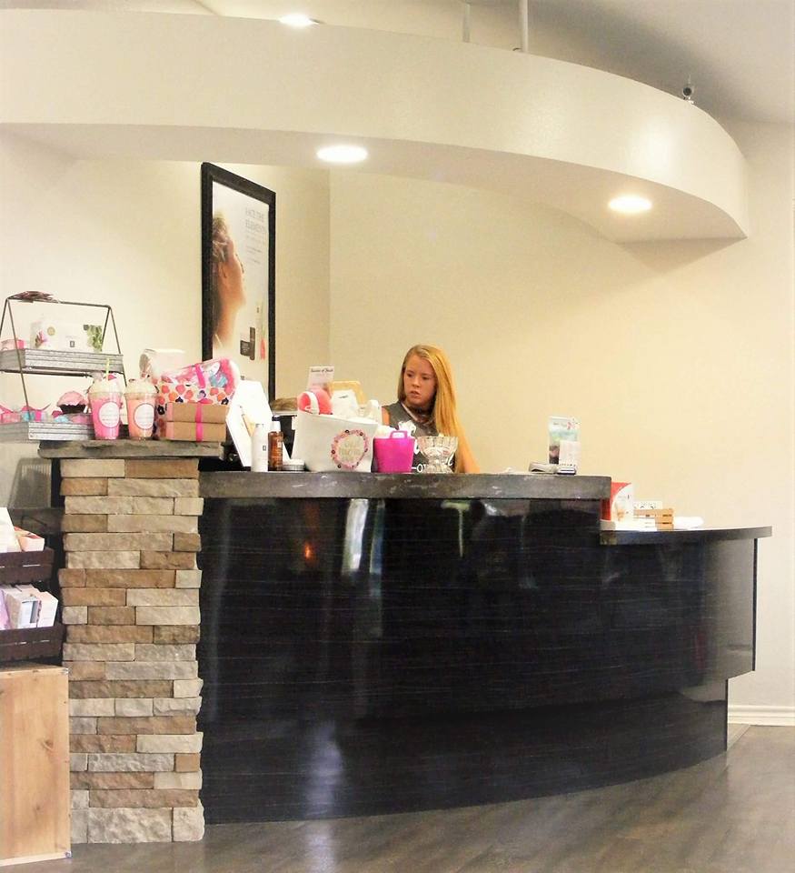 Fountain of Youth Salon & Spa nail photo 7